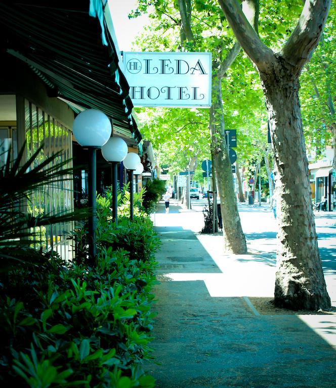 Hotel Leda Rimini Exterior photo